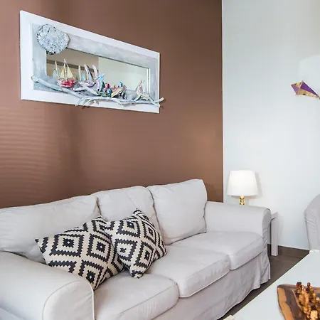 Alkinoos Apartment *