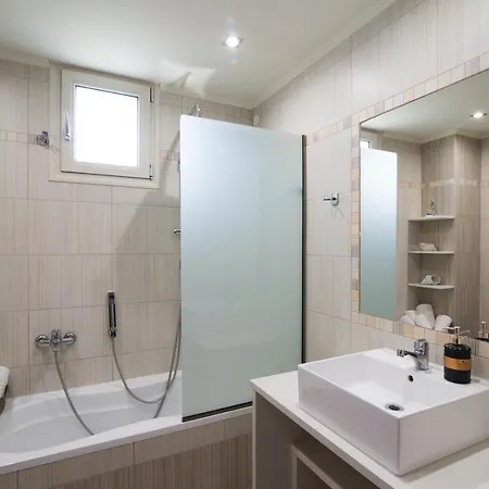 Apartment Alkinoos *