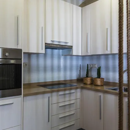 Apartment Alkinoos